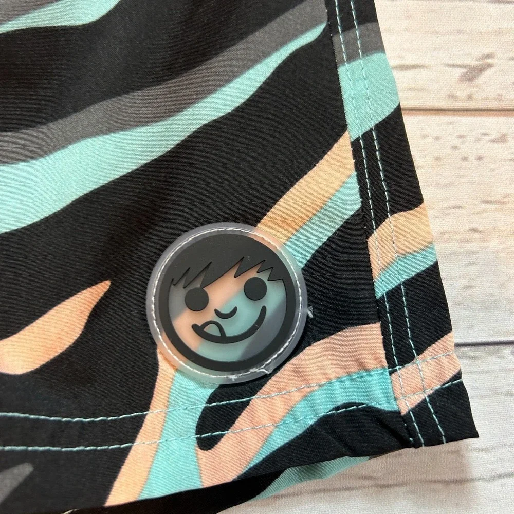 Neff Multi‎ Colored Zebra Stripes Swim Trunks Board Shorts Youth Boys Size Large